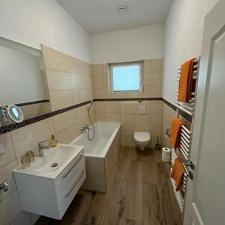 Pensjonat Am Waldguertel 3*