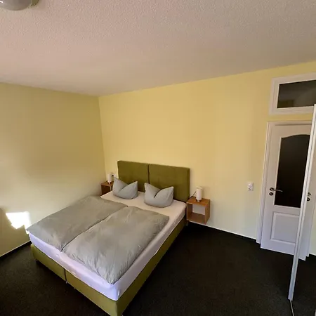 Am Waldguertel Pensjonat Forst (Lausitz)