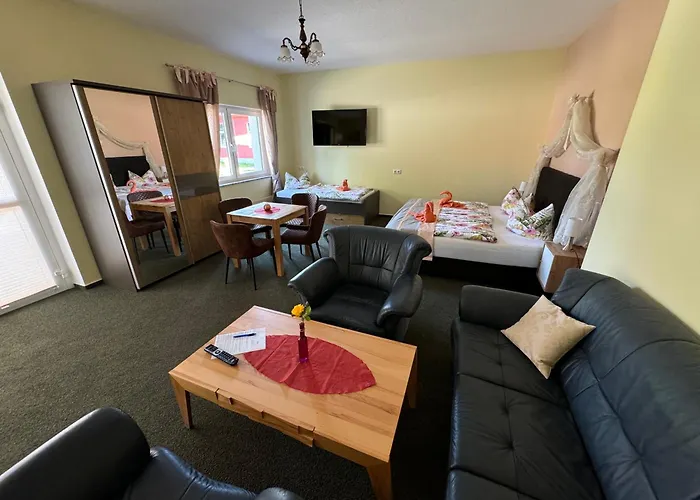 بيت ضيافة Am Waldguertel