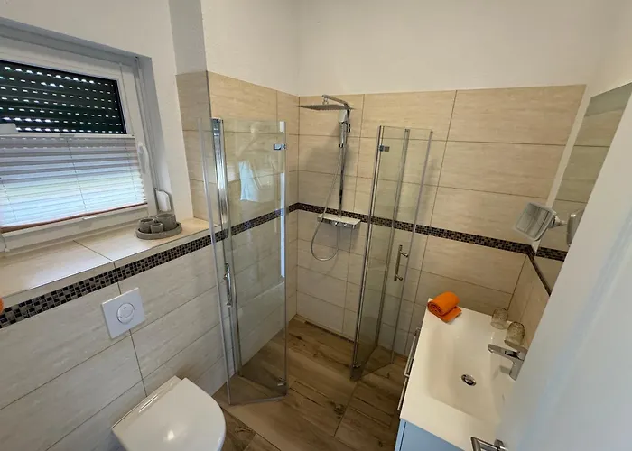 Am Waldguertel بيت ضيافة